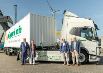First electric truck in harbour Antwerp